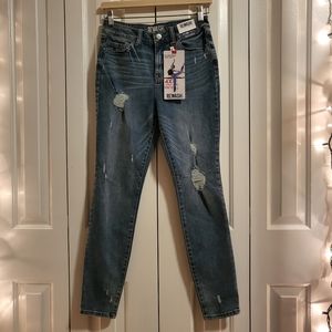 Rewash Brand 4 Way Stretch High Rise Distressed Jean Size 7 / 28